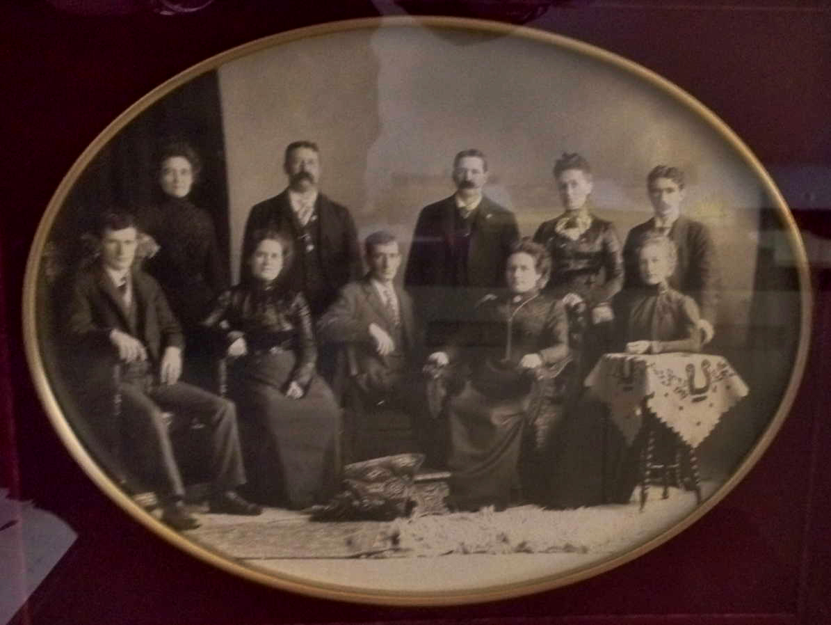 Photo of photos/Children of Alexander McLennan and Helen Stewart m1859 Huron co ON